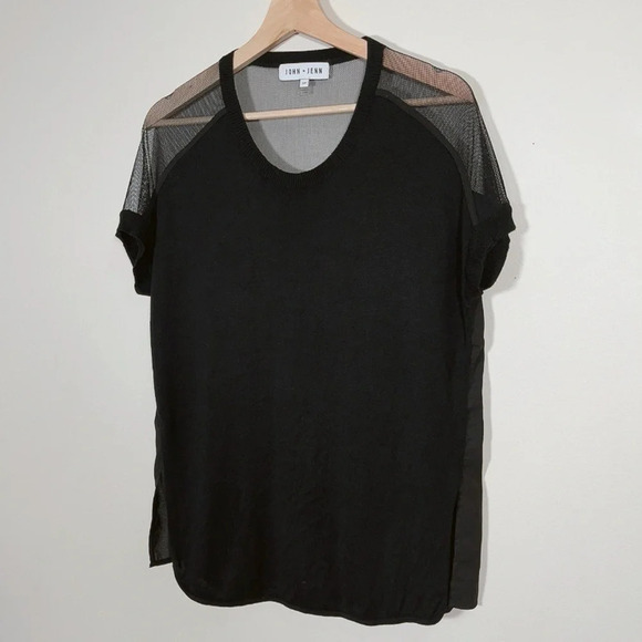 🌟✨2 for $30 ✨🌟 John + Jenn Mesh Shoulder Short Sleeve T-shirt - Picture 4 of 9
